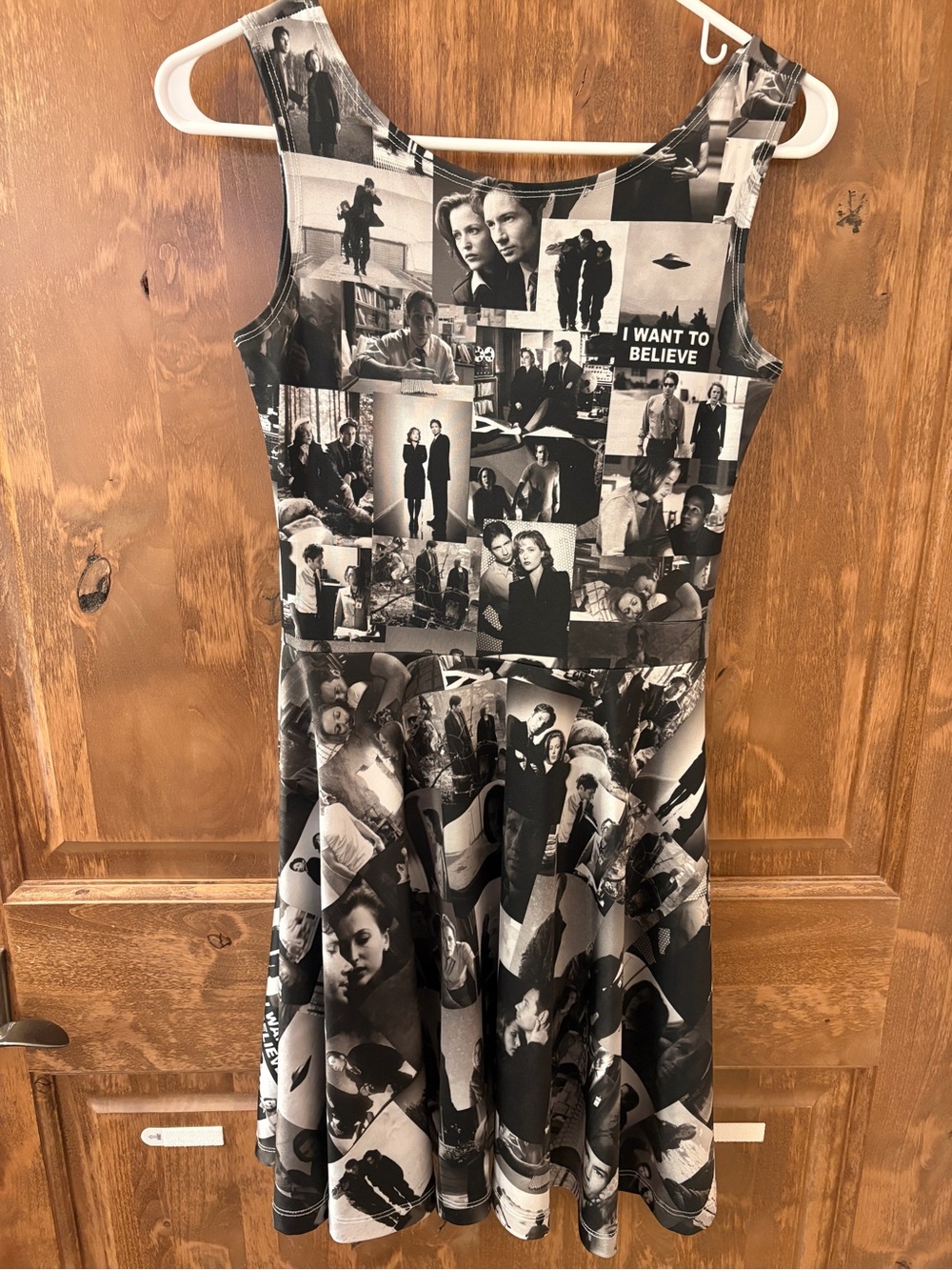 X-Files Skater Dress - Picture 2 of 5